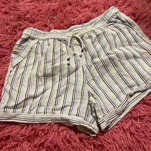 summer perfect stripped shorts 🩳